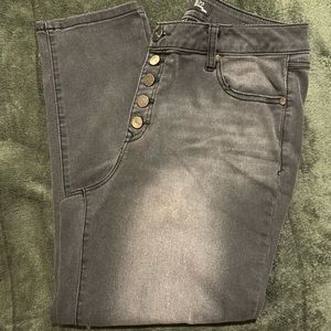 Black/Gray Ankle Jeans